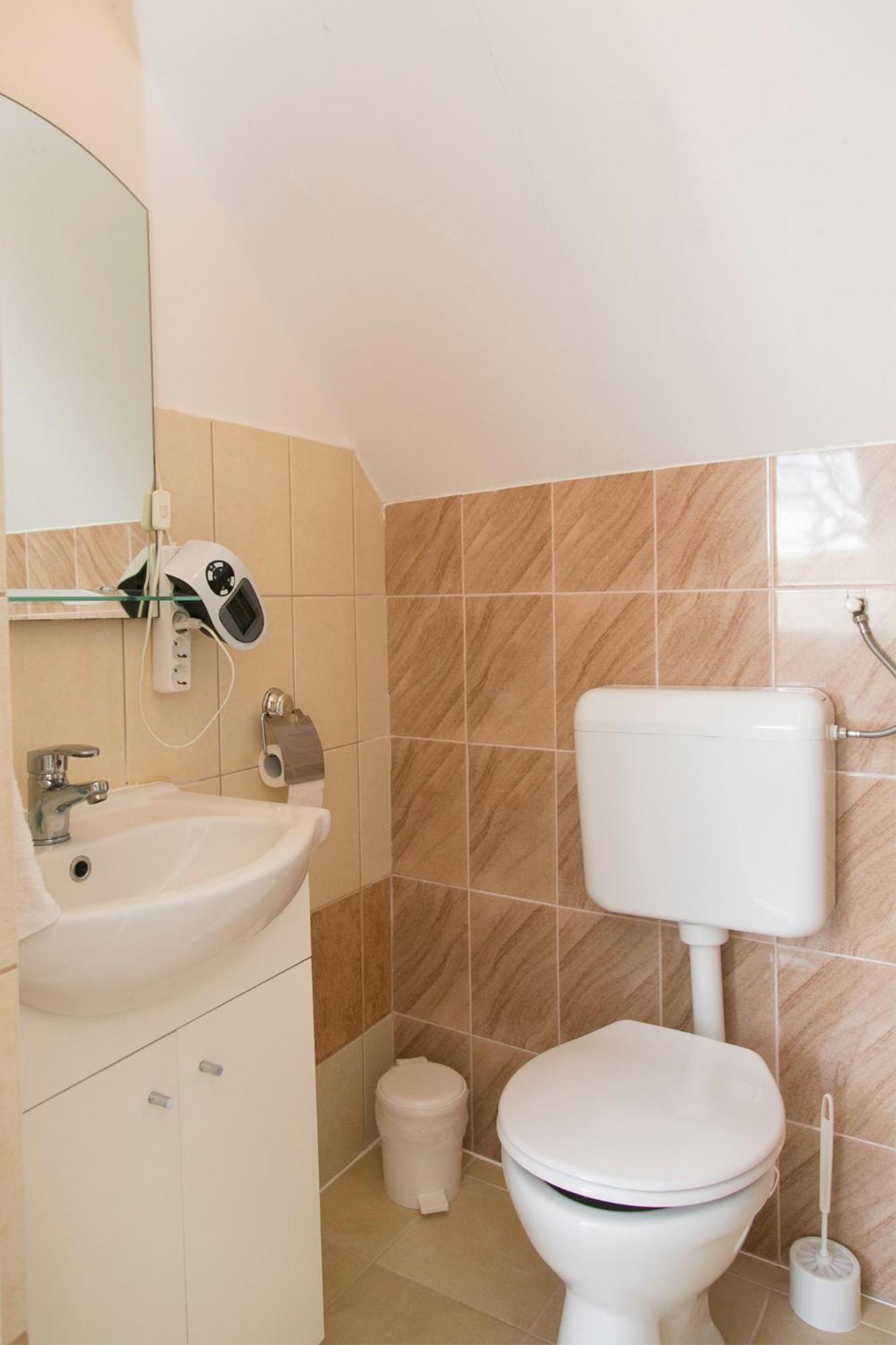 Güns Vendégház Szigliget Zimmer foto